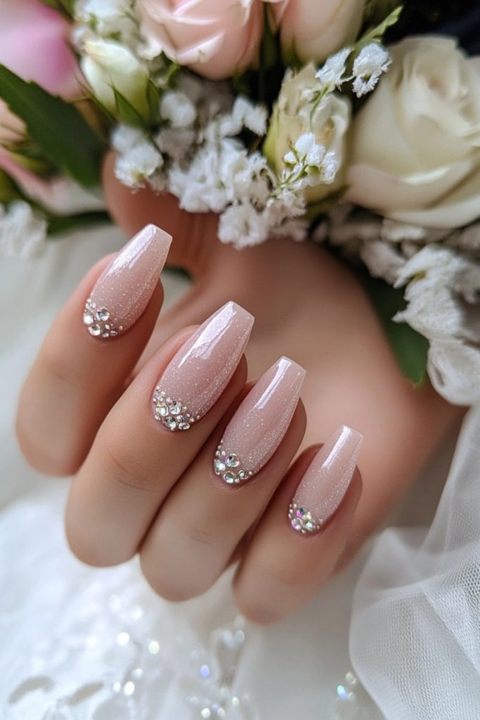 15 Gorgeous Fall Wedding Nails for Brides - pinchofglam.com 15 effortlessly chic fall wedding nails for brides fall nail colors for brides rhinestones