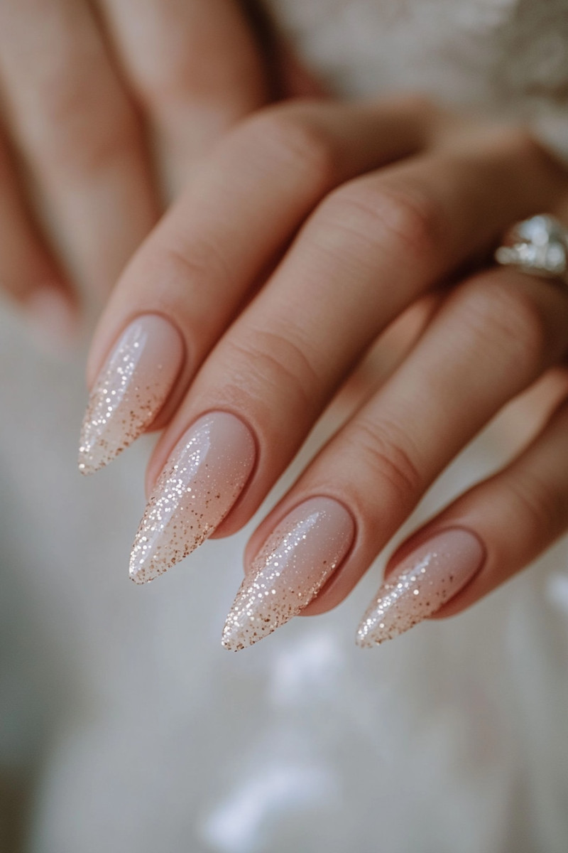 15 Gorgeous Fall Wedding Nails for Brides - pinchofglam.com 15 gorgeous fall wedding nails for brides image 1